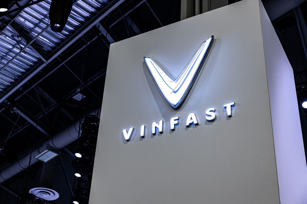 VinFast ra mắt 5 mẫu xe điện tại CES 2022, tuyên bố trở thành hãng xe điện 100% vào cuối năm nay - Ảnh 3.