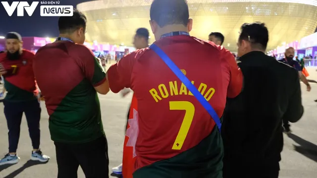 Cristiano Ronaldo xuất hiện ở khắp mọi nơi và chỉ Ronaldo mà thôi! - Ảnh 4.