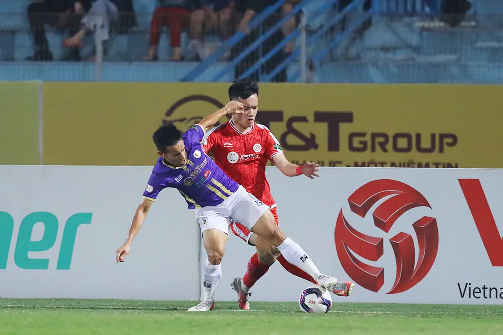 Ảnh: Thắng tối thiểu CLB Viettel, Hà Nội FC chạm tay vào chức vô địch V.League 2022   - Ảnh 11.