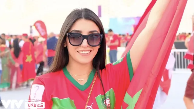 Nhan sắc cực phẩm của fan nữ Morocco tại World Cup 2022 - Ảnh 1.