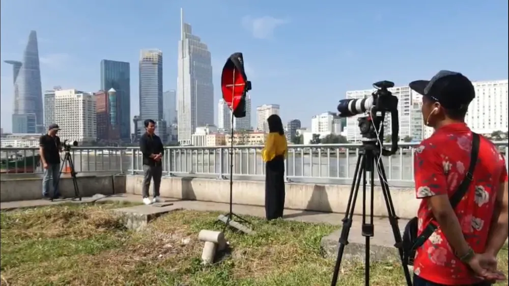 Gala Cuộc sống vẫn tươi đẹp 2022: Những ng&atilde; rẽ... Kh&ocirc;ng từ bỏ l&agrave; c&ograve;n hy vọng - Ảnh 1.