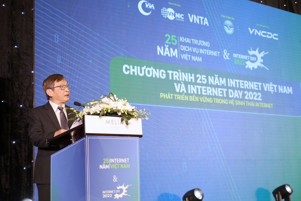 Internet Day 2022: Người dùng Internet Việt Nam đạt hơn 70% dân số sau 25 năm - Ảnh 1.