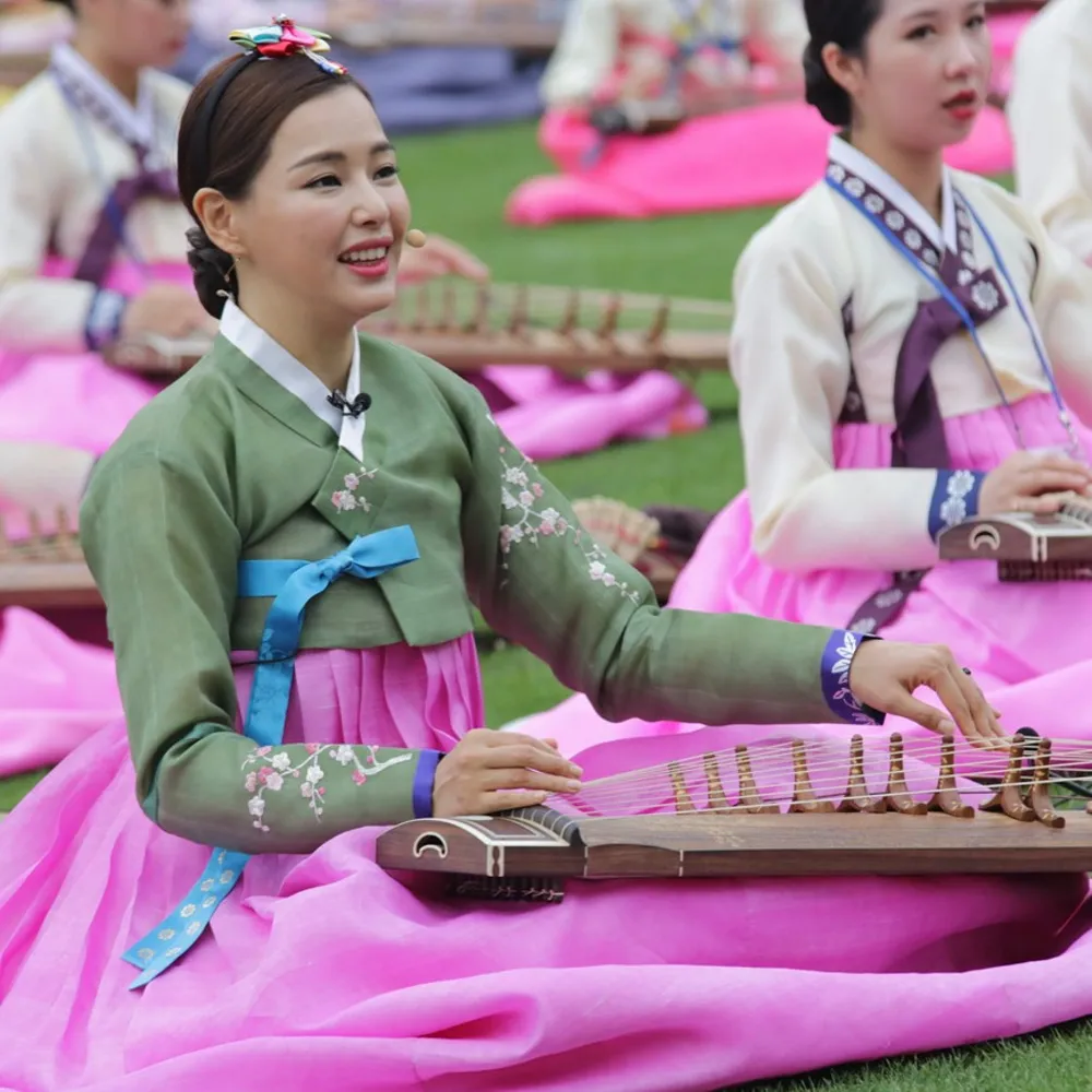 Honey Lee, ngôi sao đa tài - Từ chiến thắng Hoa hậu đến các giải thưởng danh giá cho phim - Ảnh 4.