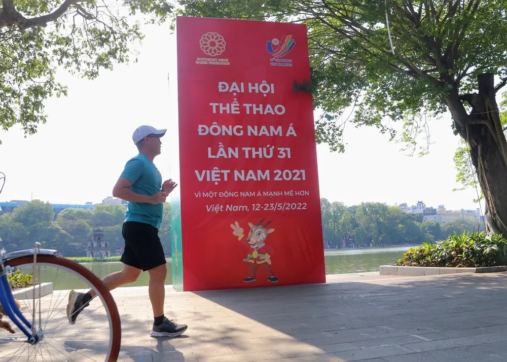 Hà Nội trang hoàng đường phố chào đón SEA Games 31 - Ảnh 4. Hà Nội trang hoàng đường phố chào đón SEA Games 31 - Ảnh 4.