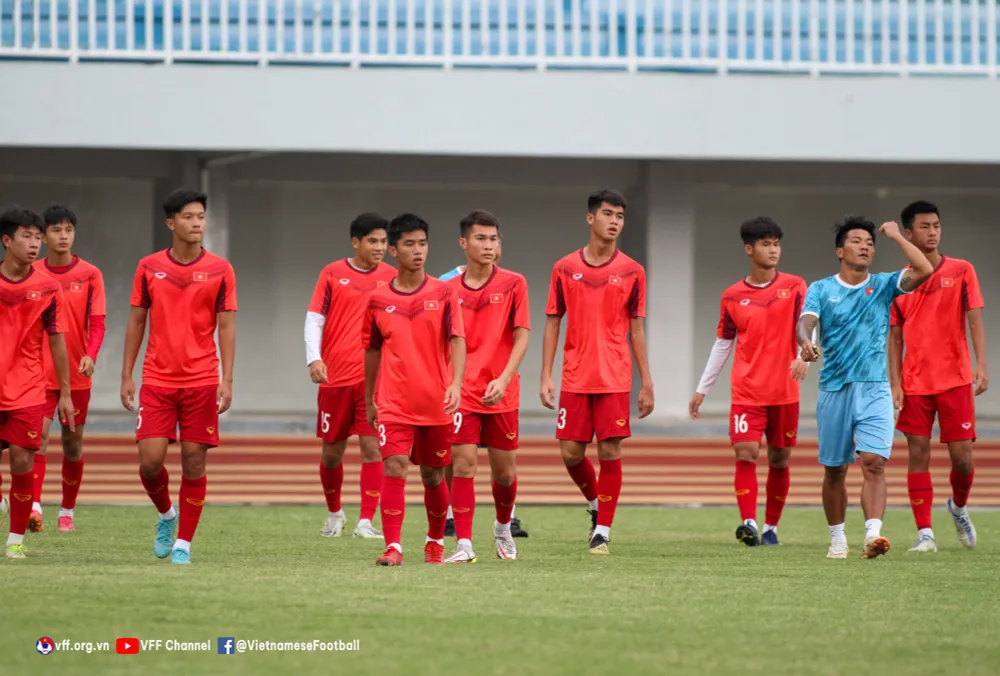 U16 Việt Nam hoàn thành buổi tập cuối cùng trước trận chung kết với U16 Indonesia - Ảnh 5.