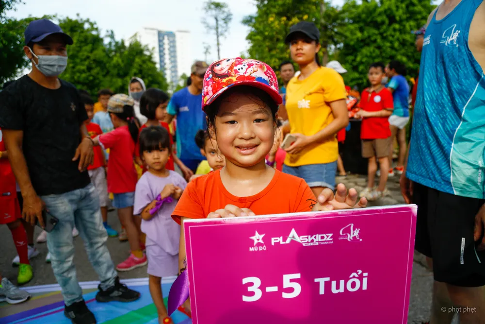 Family Running Together – món quà Tết Trung thu ý nghĩa - Ảnh 2.