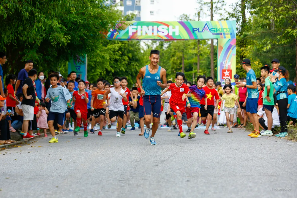 Family Running Together – món quà Tết Trung thu ý nghĩa - Ảnh 7.