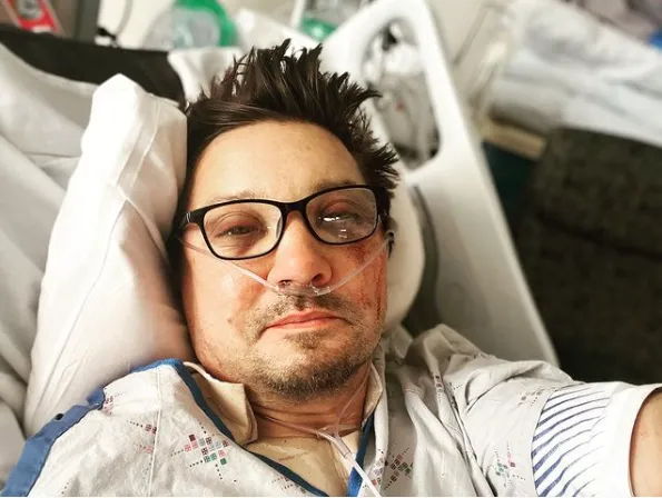 Chi tiết vụ tai nạn kinh hoàng của tài tử Jeremy Renner được hé lộ