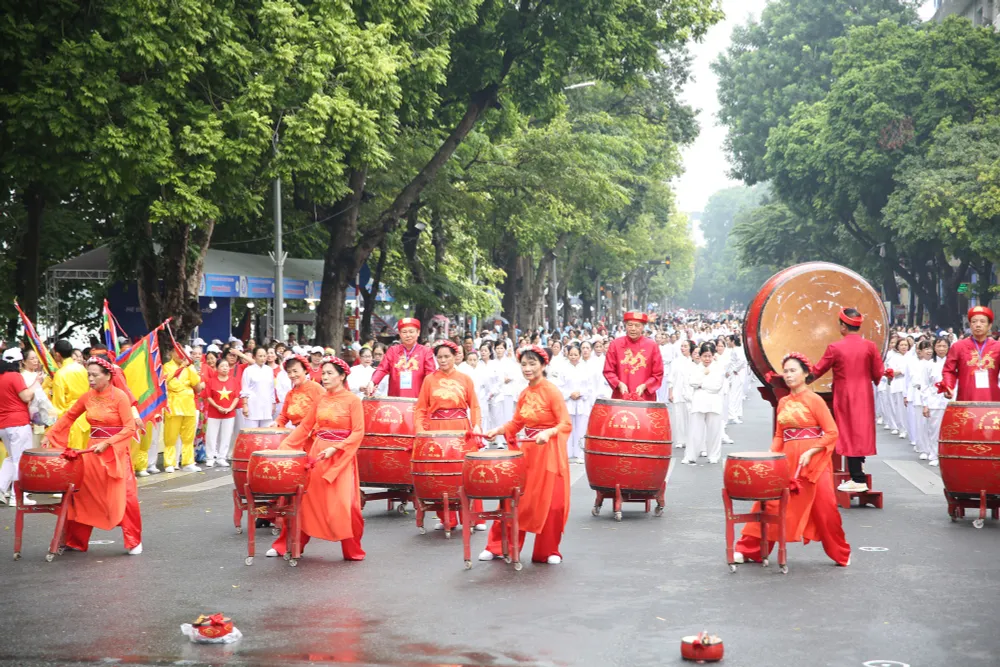 H&agrave;ng ngh&igrave;n người cao tuổi tham gia ng&agrave;y hội r&egrave;n luyện sức khỏe H&agrave; Nội 2023 - Ảnh 5.