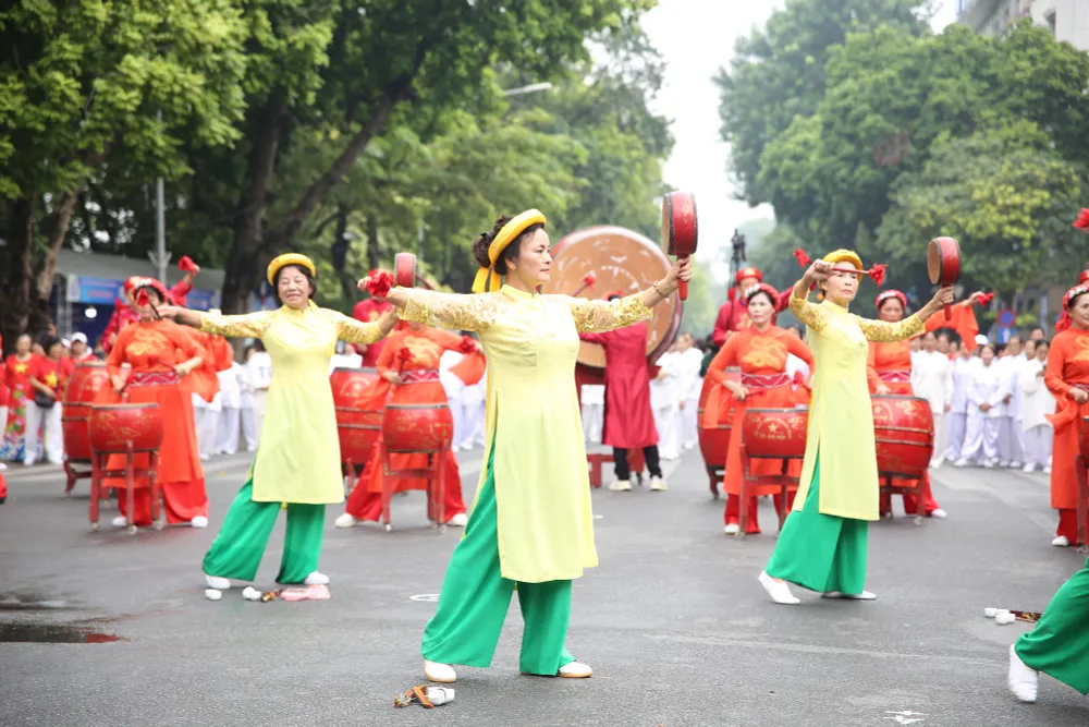 H&agrave;ng ngh&igrave;n người cao tuổi tham gia ng&agrave;y hội r&egrave;n luyện sức khỏe H&agrave; Nội 2023 - Ảnh 12.