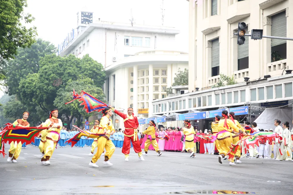 H&agrave;ng ngh&igrave;n người cao tuổi tham gia ng&agrave;y hội r&egrave;n luyện sức khỏe H&agrave; Nội 2023 - Ảnh 21.