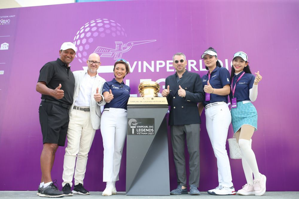 Hoa khôi bóng chuyền Kim Huệ, Miss Golf Thanh Tú rạng rỡ bên chiếc Cúp Vinpearl DIC Legends Vietnam 2023   - Ảnh 8.