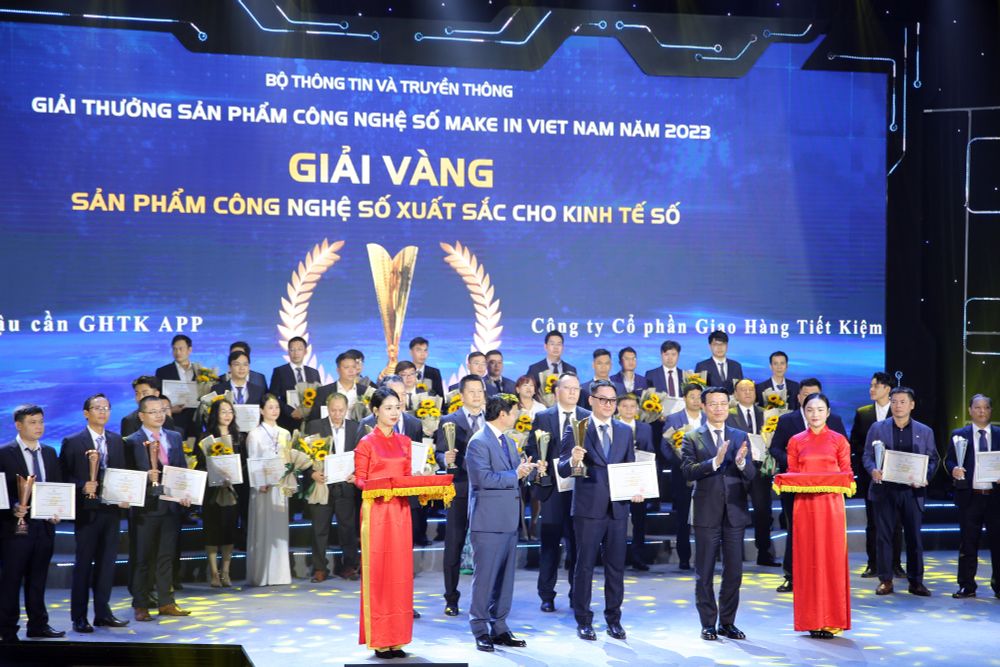 Vinh danh 43 sản phẩm đạt Giải thưởng Sản phẩm công nghệ số Make in Viet Nam năm 2023 - Ảnh 4.