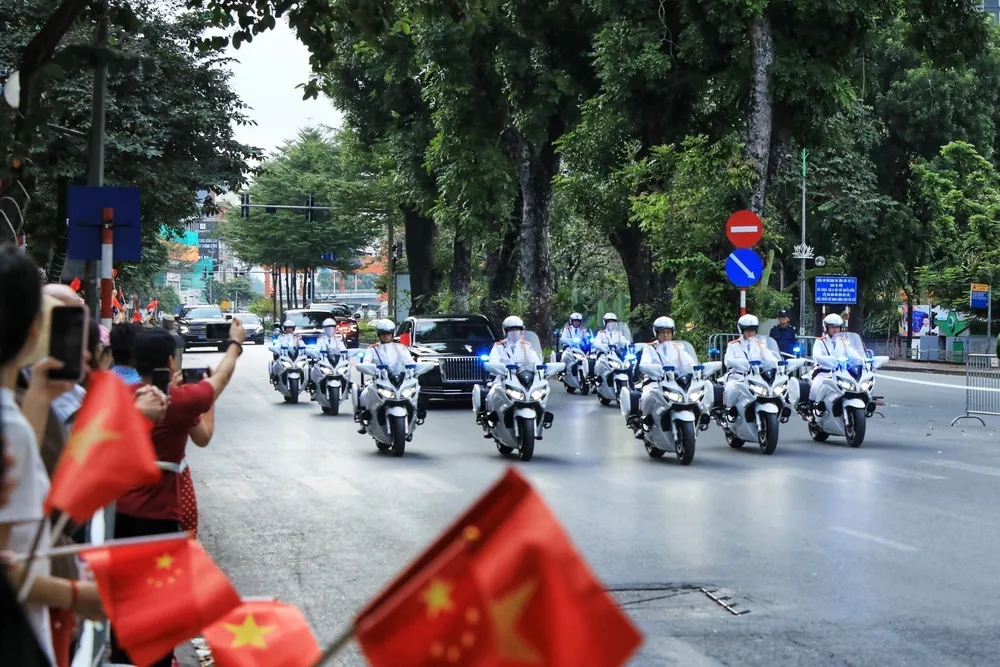 Toàn cảnh Lễ đón Tổng Bí thư, Chủ tịch nước Trung Quốc Tập Cận Bình thăm cấp Nhà nước tới Việt Nam - Ảnh 1. Toàn cảnh Lễ đón Tổng Bí thư, Chủ tịch nước Trung Quốc Tập Cận Bình thăm cấp Nhà nước tới Việt Nam - Ảnh 1.