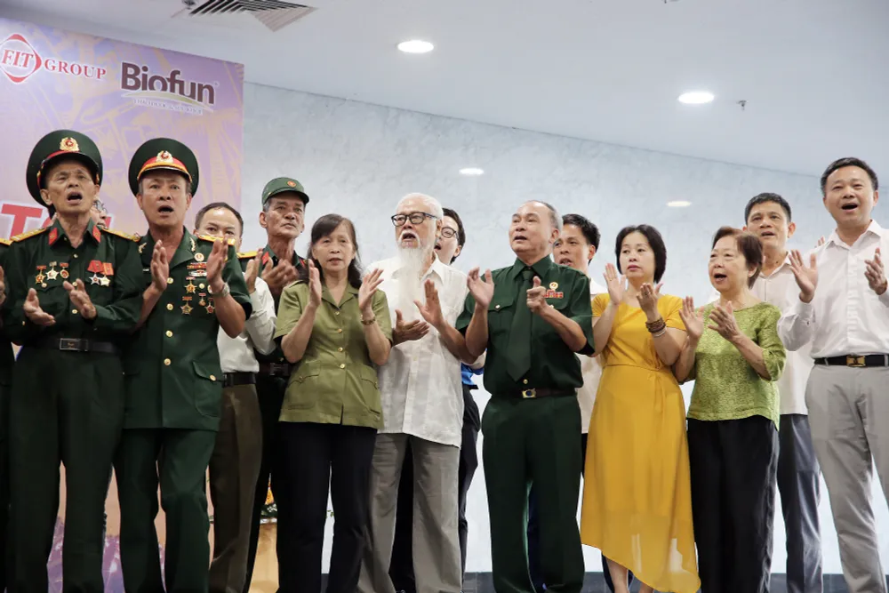 Hội Cựu chiến binh và Đoàn Thanh niên VTV tri ân liệt sĩ, gặp mặt thương binh và gia đình người có công - Ảnh 22.