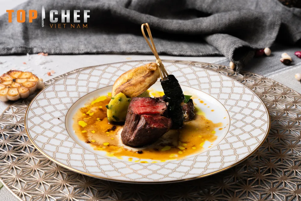 Top Chef - Tập 11: Thử thách kết hợp thịt bò Wagyu và vang thượng hạng, đầu bếp gen Z phải gói dao ra về - Ảnh 15.