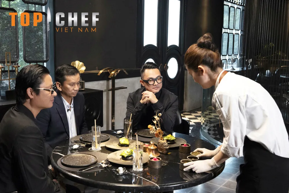 Top Chef - Tập 12: Top 4 so tài gay cấn sáng tạo thực đơn tại nhà hàng - Ảnh 9.