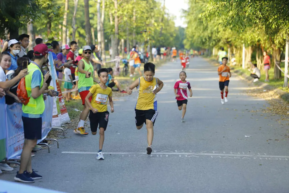 Family Running Together 2023 – Trung Thu này là của các con - Ảnh 3.