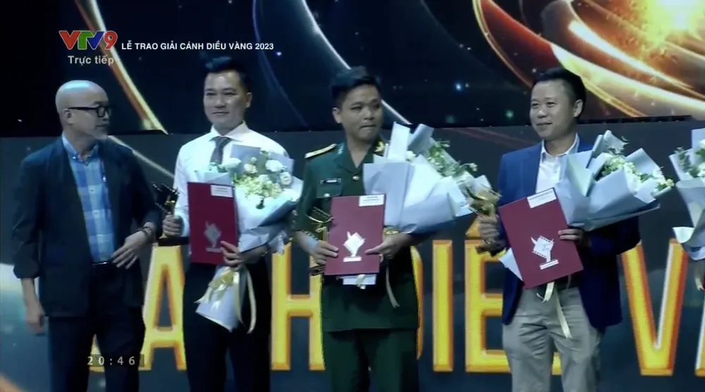 Nh&agrave; b&aacute;o Hồ Tr&iacute;: Phim t&agrave;i liệu l&agrave; s&acirc;n chơi đầy bỡ ngỡ với một ph&oacute;ng vi&ecirc;n tin tức như t&ocirc;i - Ảnh 1.