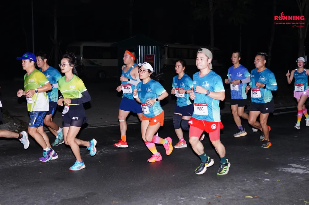 Phá vỡ giới hạn trong chạy bộ cùng Thanh Ha Half Marathon 2024   - Ảnh 3.