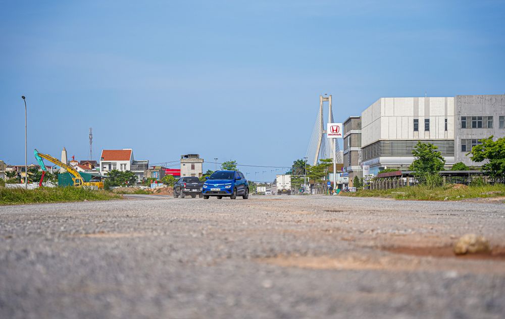 Quảng Bình: Đường trăm tỷ bị bỏ hoang do chưa được đấu nối - Ảnh 9.