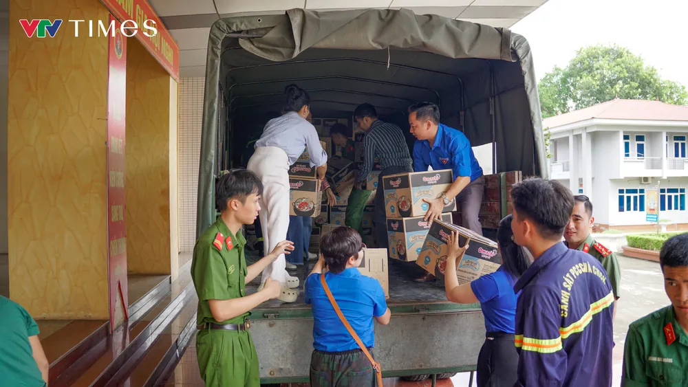 Đài THVN thăm hỏi, động viên cán bộ chiến sĩ các đơn vị lực lượng vũ trang tại các tỉnh miền núi phía Bắc - Ảnh 8.