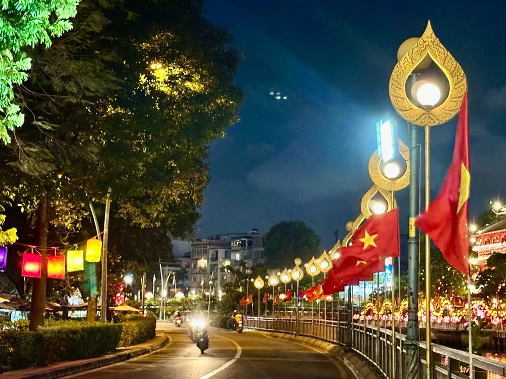 TP Hồ Chí Minh hân hoan chào đón Đại lễ Vesak Liên Hợp Quốc 2025 - Ảnh 10. TP Hồ Chí Minh hân hoan chào đón Đại lễ Vesak Liên Hợp Quốc 2025 - Ảnh 10.