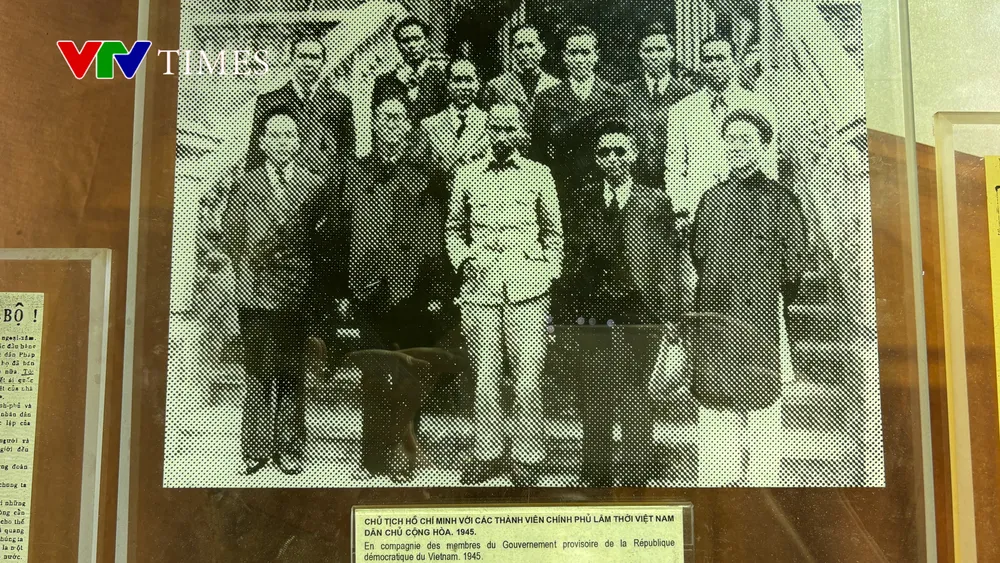 Ngắm những kỷ vật quý giá về Bác Hồ tại Bảo tàng Hồ Chí Minh - Ảnh 3.