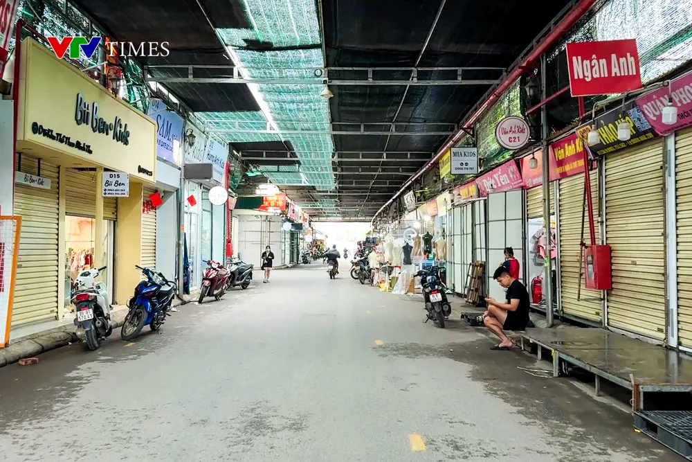 Chợ Ninh Hiệp vắng lặng chưa từng có giữa tháng cao điểm chống hàng giả - Ảnh 10.