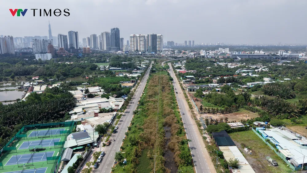  package-media-38041140096047997343865