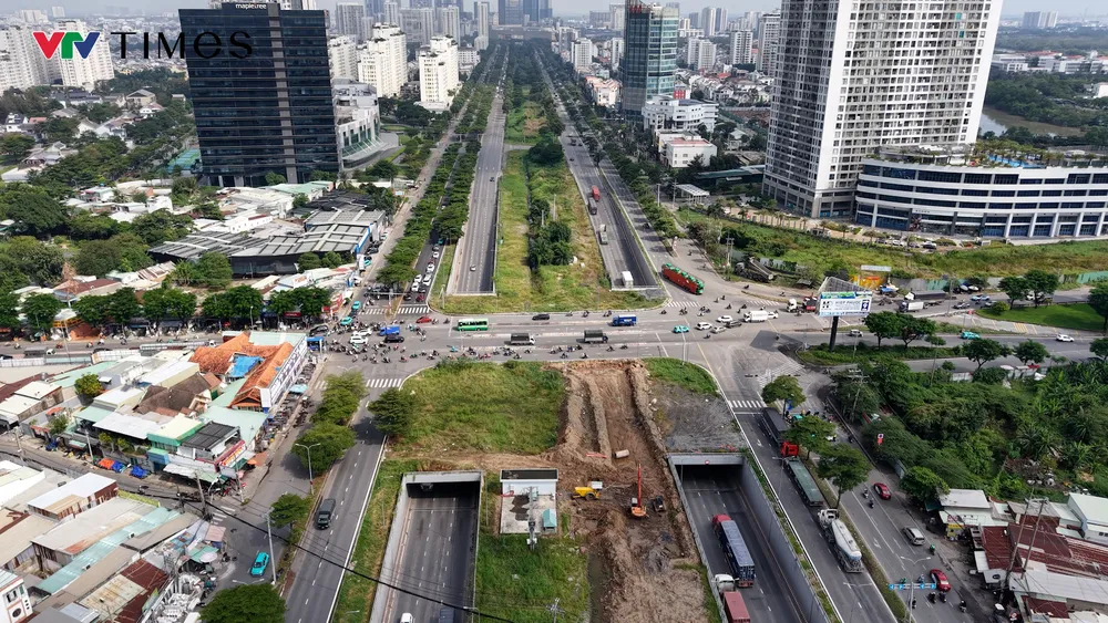  package-media-69036942065039897259733