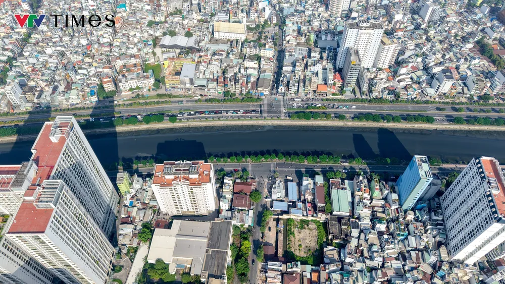  package-media-53770051730873120330602