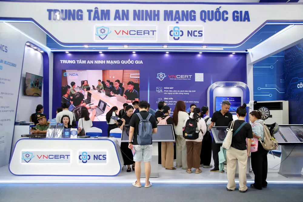 C&oacute; một "Tổ quốc b&igrave;nh y&ecirc;n" trong tr&aacute;i tim đồng b&agrave;o - Ảnh 5.