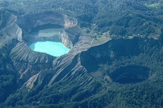 Núi Kelimutu Indonesia