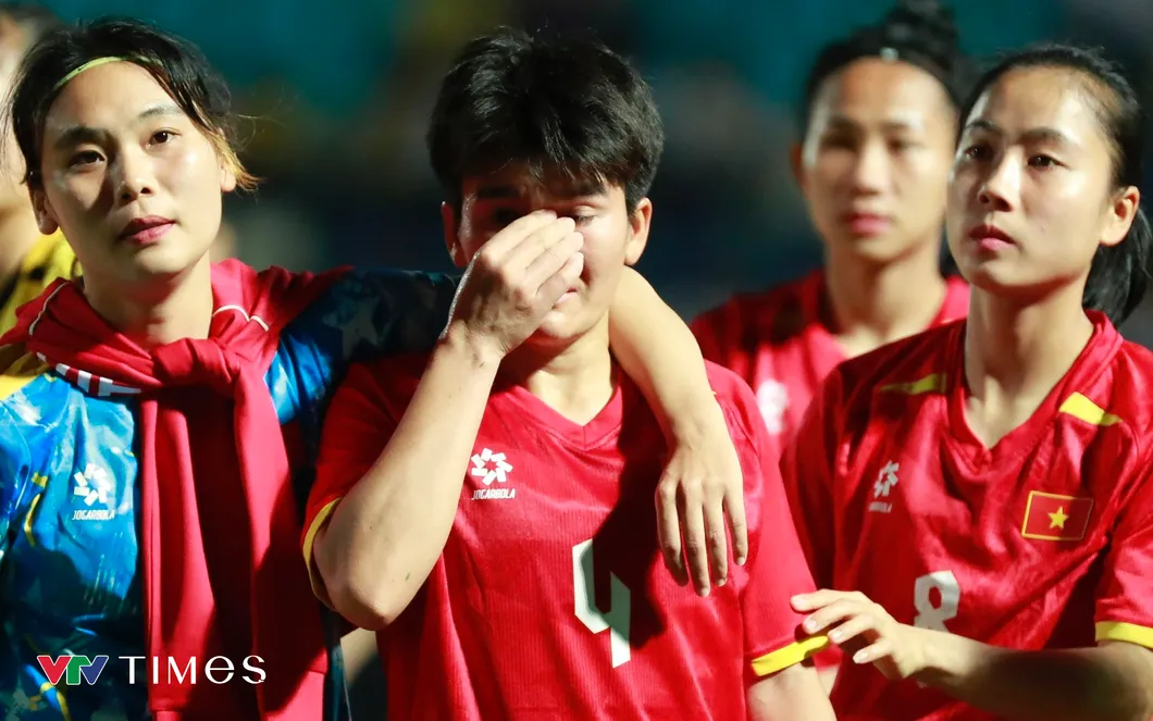 Thua ở loạt luân lưu, bóng đá nữ Việt Nam khép lại gần một thập kỷ thống trị SEA Games