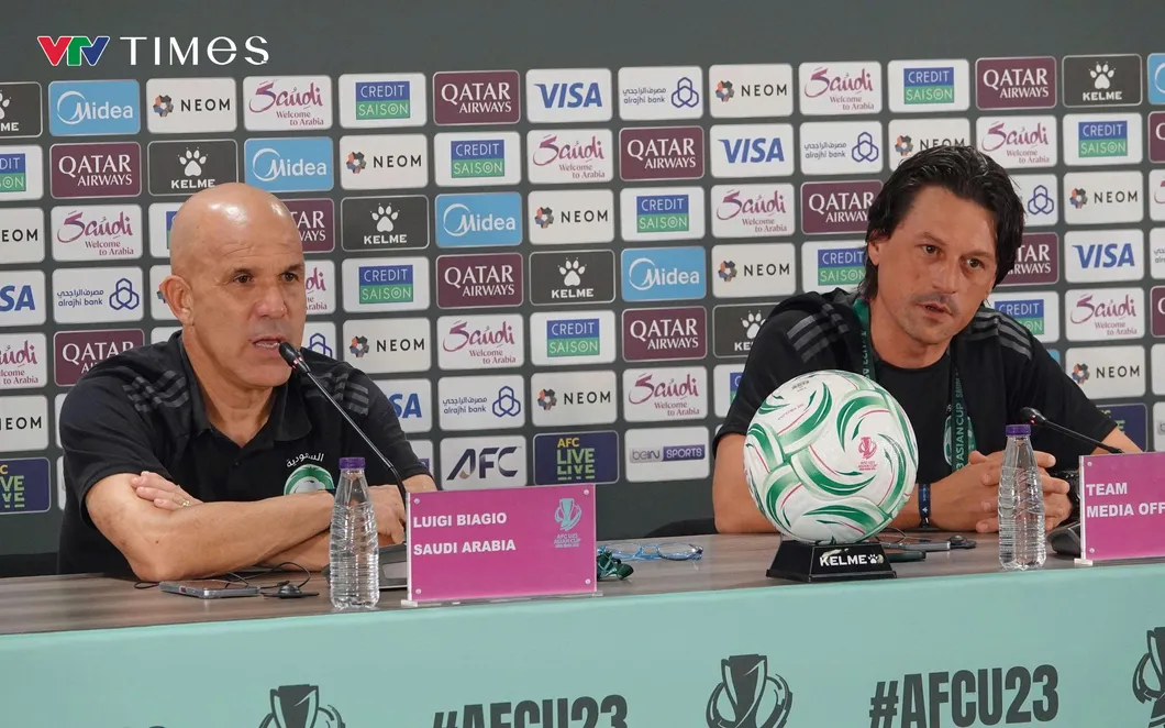HLV U23 Saudi Arabia nói lời khó tin về Đình Bắc