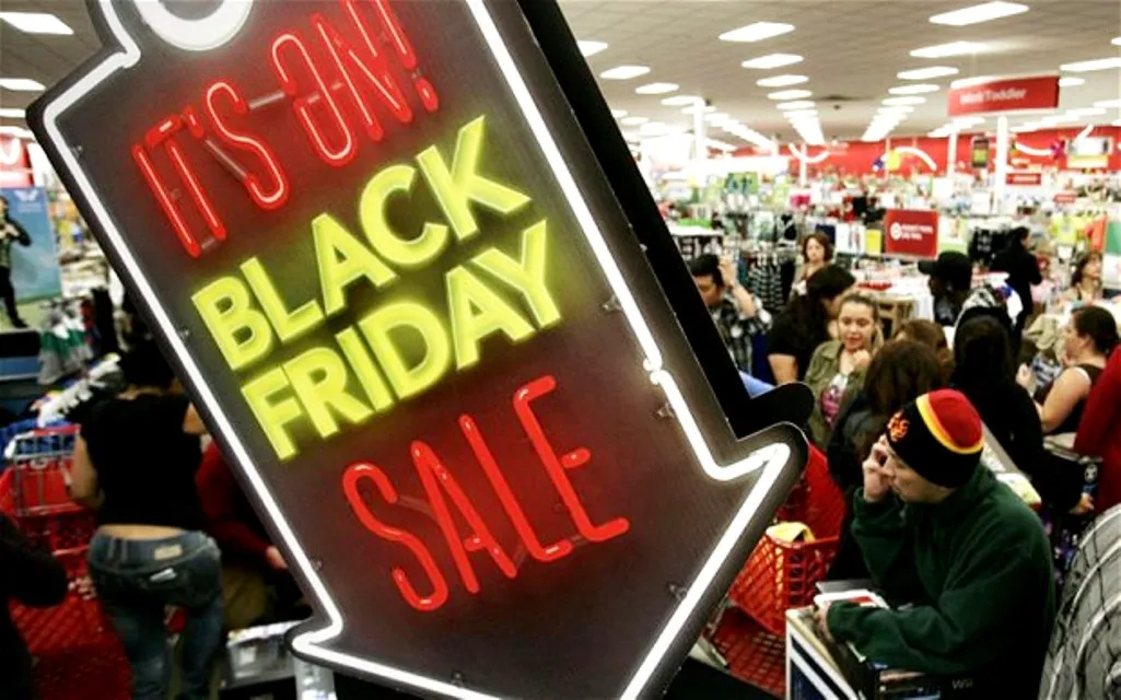 Black Friday bắt nguồn từ đâu? Tại sao người ta phát cuồng vì ngày này? - Ảnh 1.