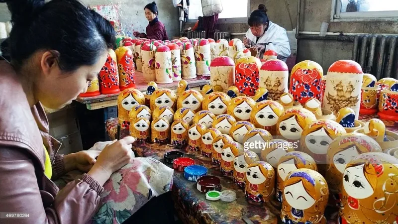 Búp bê gỗ Matryoshka - Biểu tượng của xứ sở bạch dương - Ảnh 3.