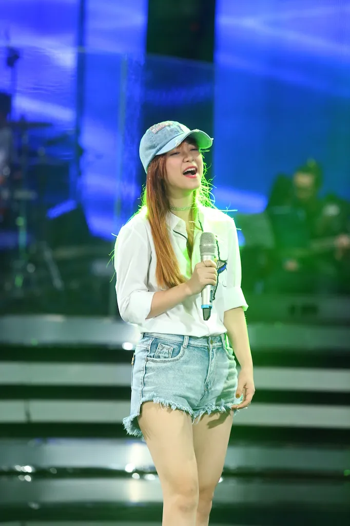 Đinh Hương và Hoàng Quyên rủ nhau khuấy động CK Vietnam Idol - Ảnh 6.