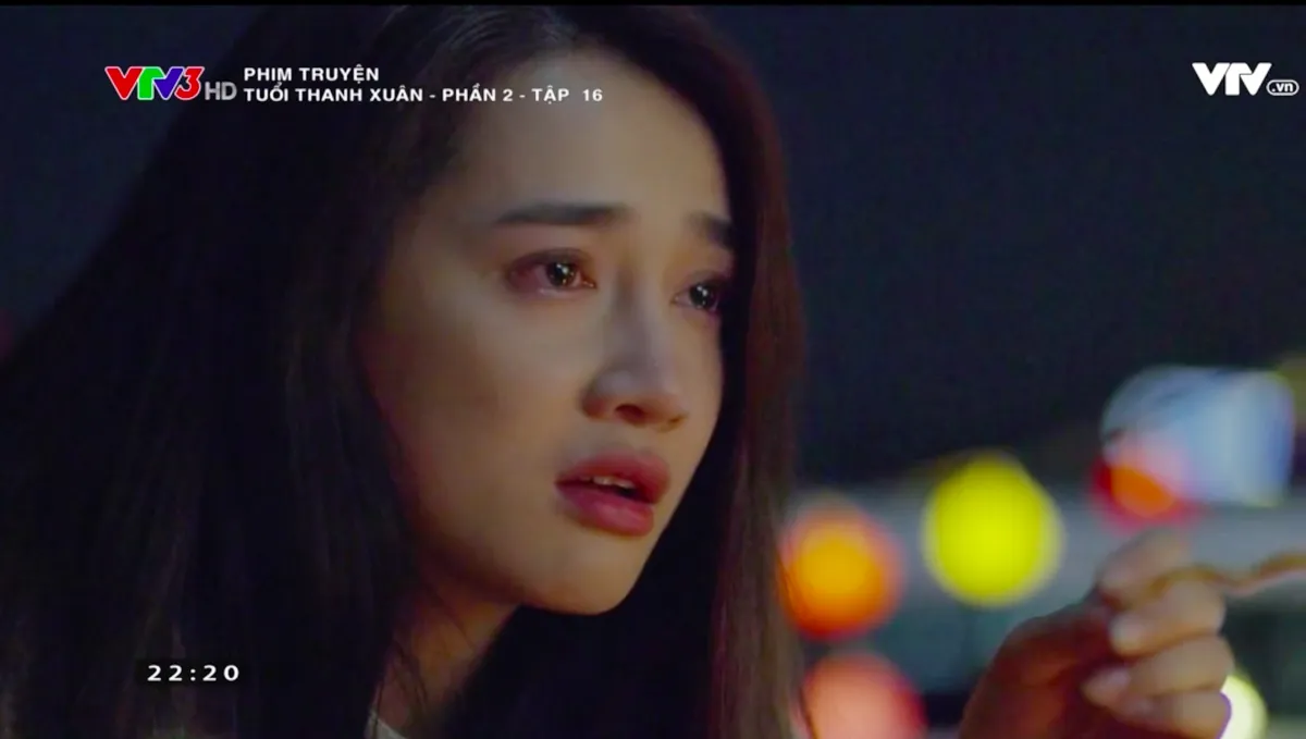 Tuổi thanh xuân 2 - Tập 16: Linh (Nhã Phương) say mềm, khóc vì những ký ức xưa mà Junsu (Kang Tae Oh) không hề hiểu - Ảnh 3.