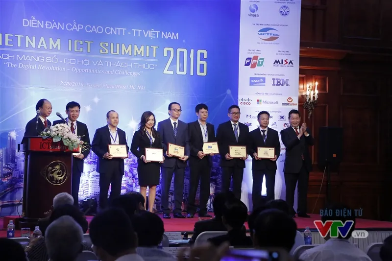 Vietnam ICT Summit 2016: Cơ hội và thách thức từ Cách mạng số - Ảnh 2.