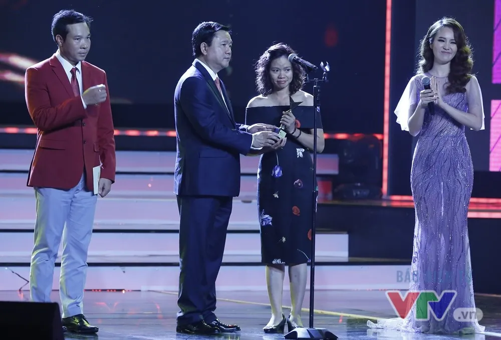 VTV Awards 2016: VFC càn quét các giải thưởng - Ảnh 3.