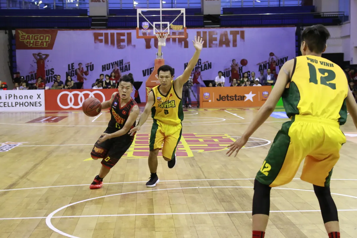 VBA 2017: Cantho Catfish tìm lại chiến thắng, Saigon Heat tạm biệt ngôi đầu bảng - Ảnh 1. VBA 2017: Cantho Catfish tìm lại chiến thắng, Saigon Heat tạm biệt ngôi đầu bảng - Ảnh 1.