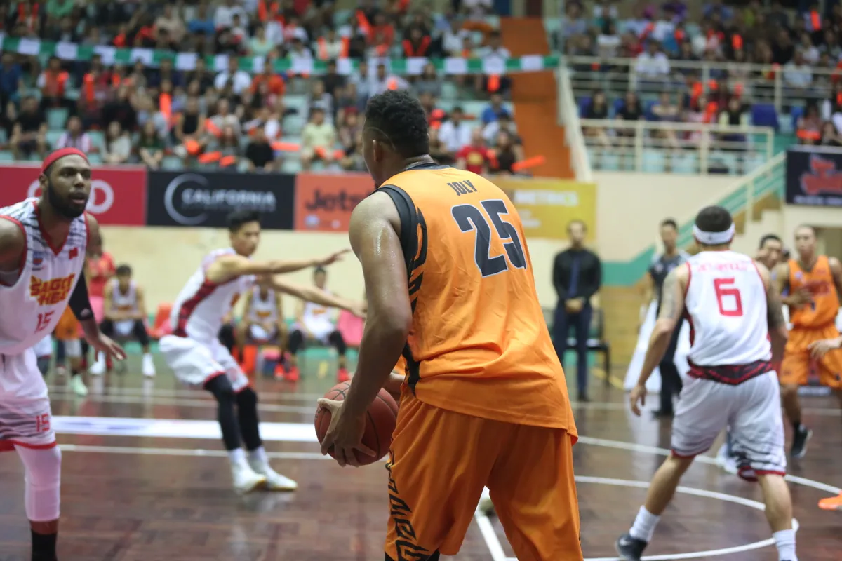 VBA 2017: ĐKVĐ Danang Dragons có chiến thắng thứ 2 trong mùa giải - Ảnh 1. VBA 2017: ĐKVĐ Danang Dragons có chiến thắng thứ 2 trong mùa giải - Ảnh 1.