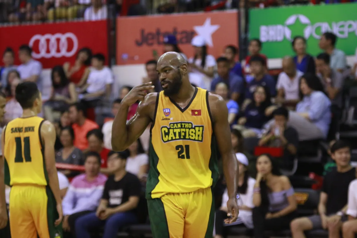 VBA 2017: Cantho Catfish tìm lại chiến thắng, Saigon Heat tạm biệt ngôi đầu bảng - Ảnh 2. VBA 2017: Cantho Catfish tìm lại chiến thắng, Saigon Heat tạm biệt ngôi đầu bảng - Ảnh 2.