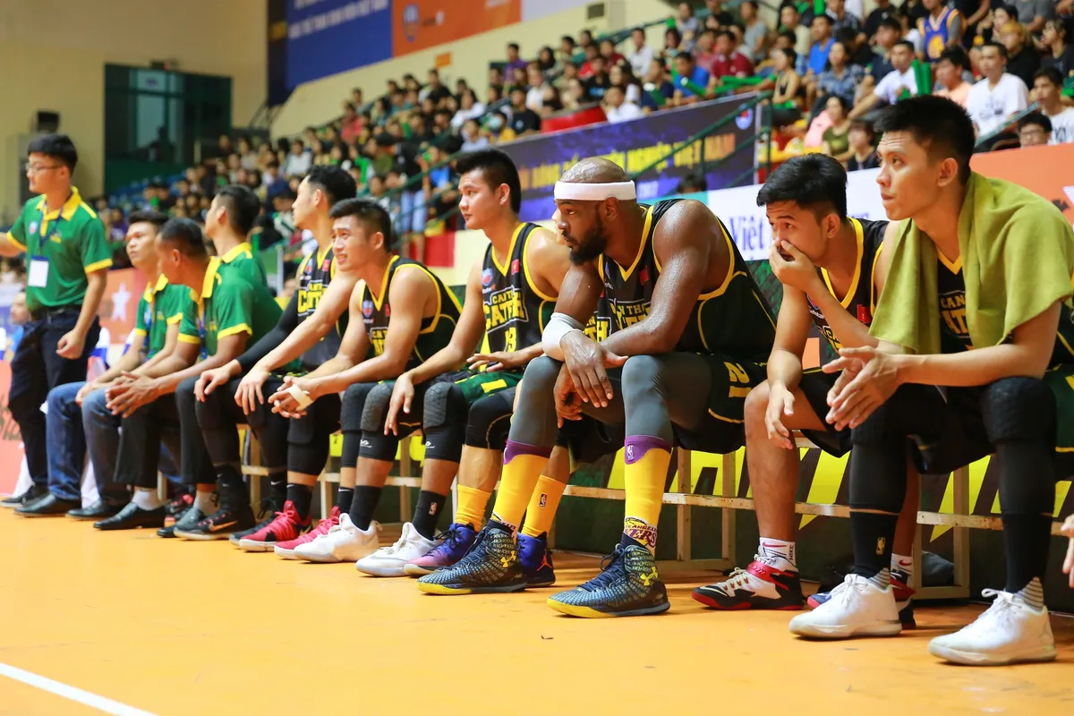 VBA 2017: Cantho Catfish giành chiến thắng trên sân nhà - Ảnh 3. VBA 2017: Cantho Catfish giành chiến thắng trên sân nhà - Ảnh 3.