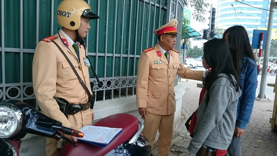 CSGT Hà Nội ra quân đảm bảo thông suốt, an toàn cho người dân quay lại Thủ đô sau kỳ nghỉ Tết - Ảnh 1.