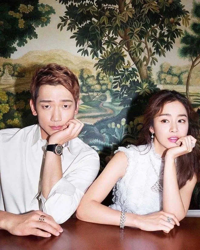 Kim Tae Hee lần đầu xuất hiện cùng Bi Rain trên tạp chí sau kết hôn - Ảnh 2.