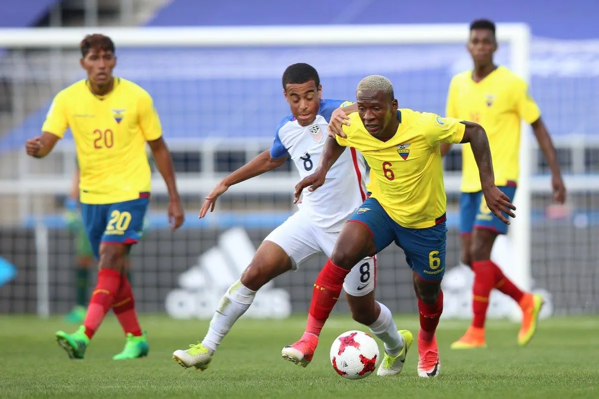 FIFA U20 Thế giới 2017, U20 Ecuador 3-3 U20 Mỹ: Màn rượt đuổi tỷ số hấp dẫn - Ảnh 3. FIFA U20 Thế giới 2017, U20 Ecuador 3-3 U20 Mỹ: Màn rượt đuổi tỷ số hấp dẫn - Ảnh 3.