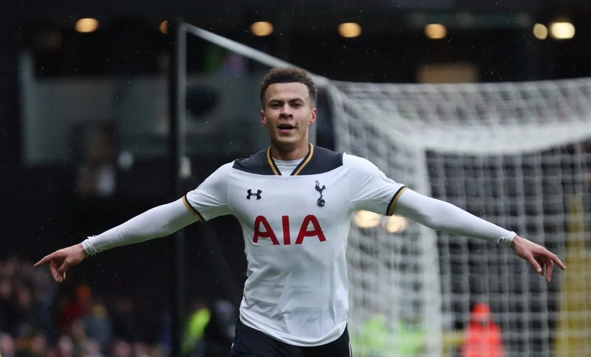 Những cầu thủ đắt giá nhất Ngoại hạng Anh: Harry Kane là số 1 - Ảnh 9. Những cầu thủ đắt giá nhất Ngoại hạng Anh: Harry Kane là số 1 - Ảnh 9.